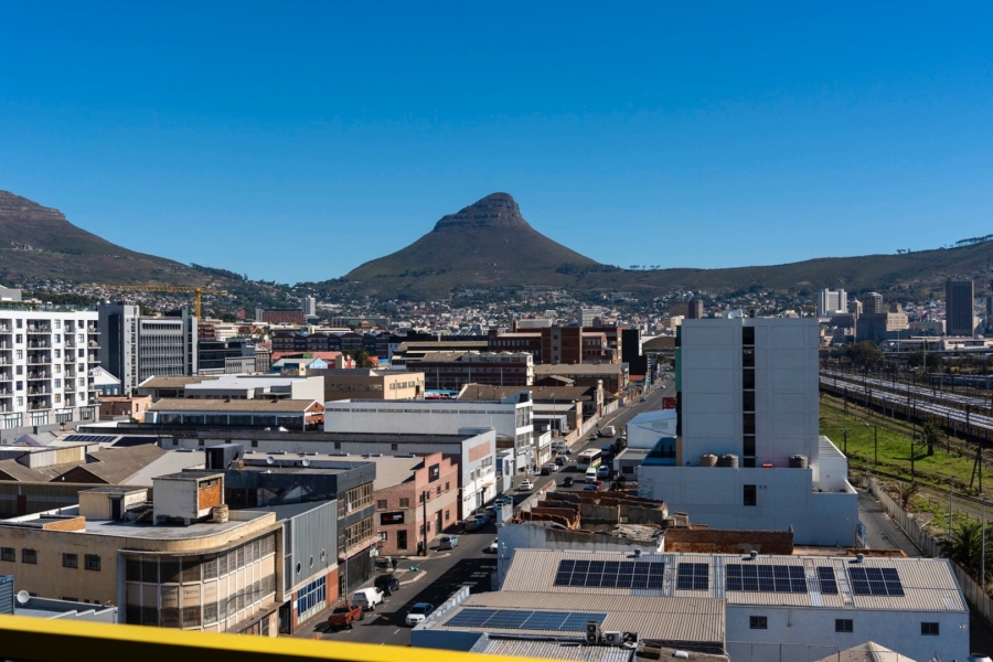 2 Bedroom Property for Sale in Woodstock Western Cape